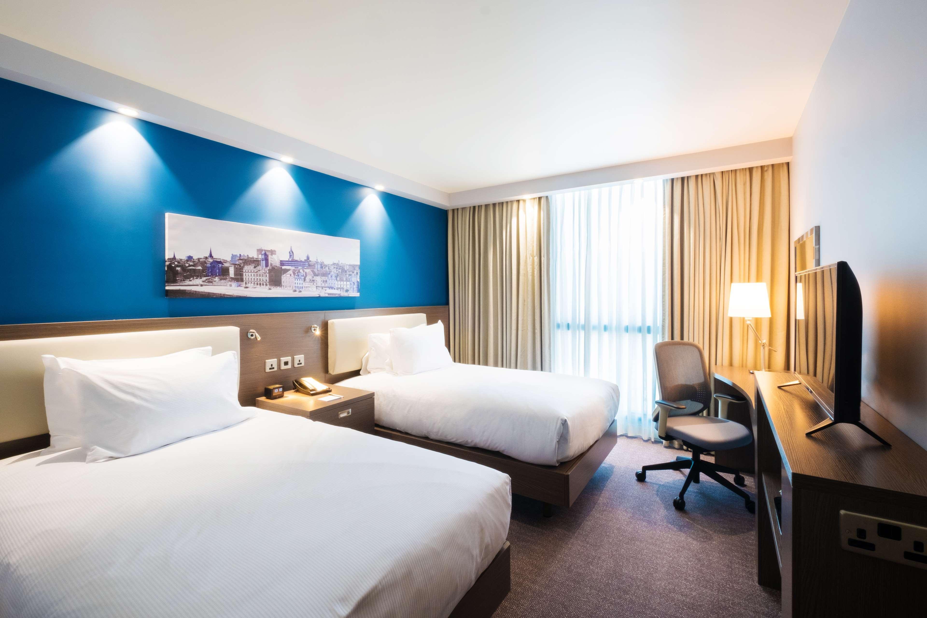 Hampton By Hilton Aberdeen Westhill Kirkton of Skene Exterior foto